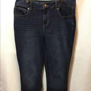 Maurices Jeans Size 10 Long Med/Dark Wash EUC